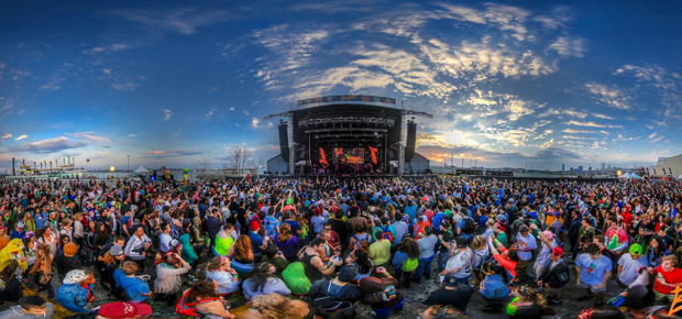 PÓS LOLLAPALOOZA, PRÉ TOMORROWLAND